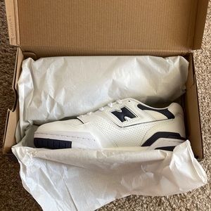 Brand new in the box new balance 550